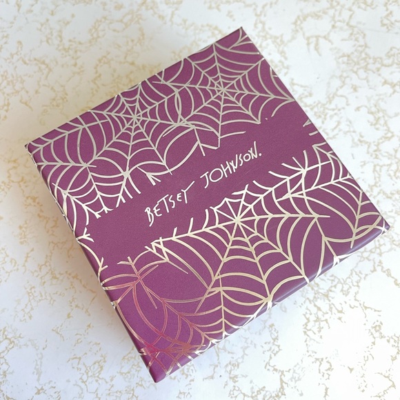 PUNK N SPICE GHOST PEARL RHINESTONE FRINGE EARRINGS WHITE CHANDELIER - Picture 3 of 4